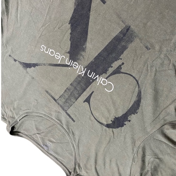 Vintage Calvin Klein Oversized Tee - Picture 2 of 4